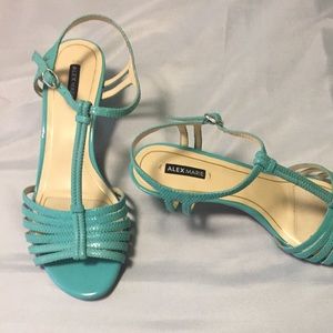Teal / Turquoise Blue 1 1/2 inch heels